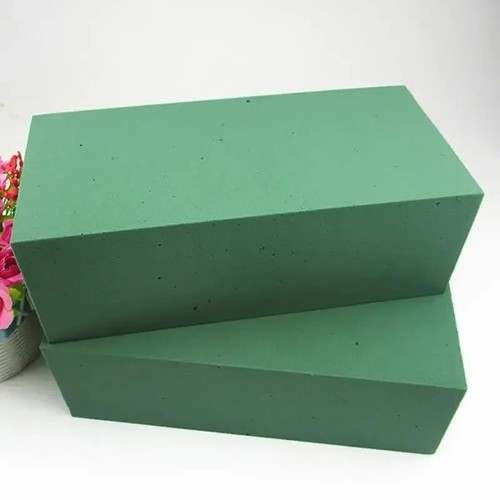 Premium wet florist foam - wet,