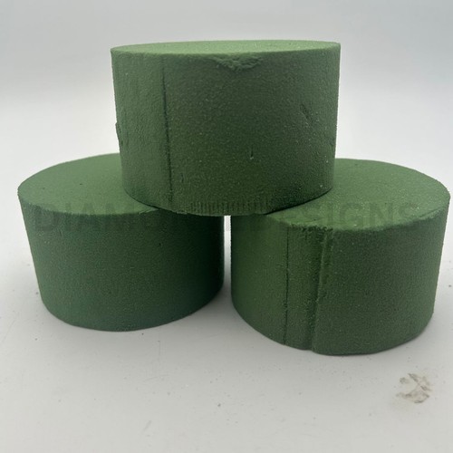 Premium wet florist foam - wet,
